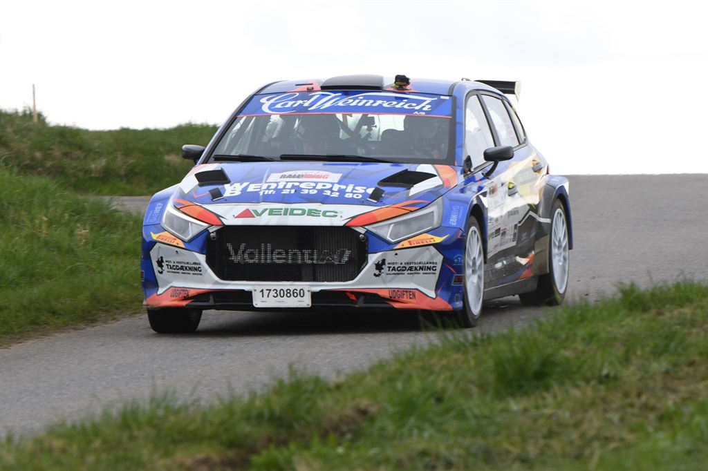 Simon Vallentin var stærkt kørende i årets første DSR-runde, Rally Yding, men med udviklingen i dansk rally har han besluttet at satse på udlandet i stedet.
(Foto: Morten Dam)